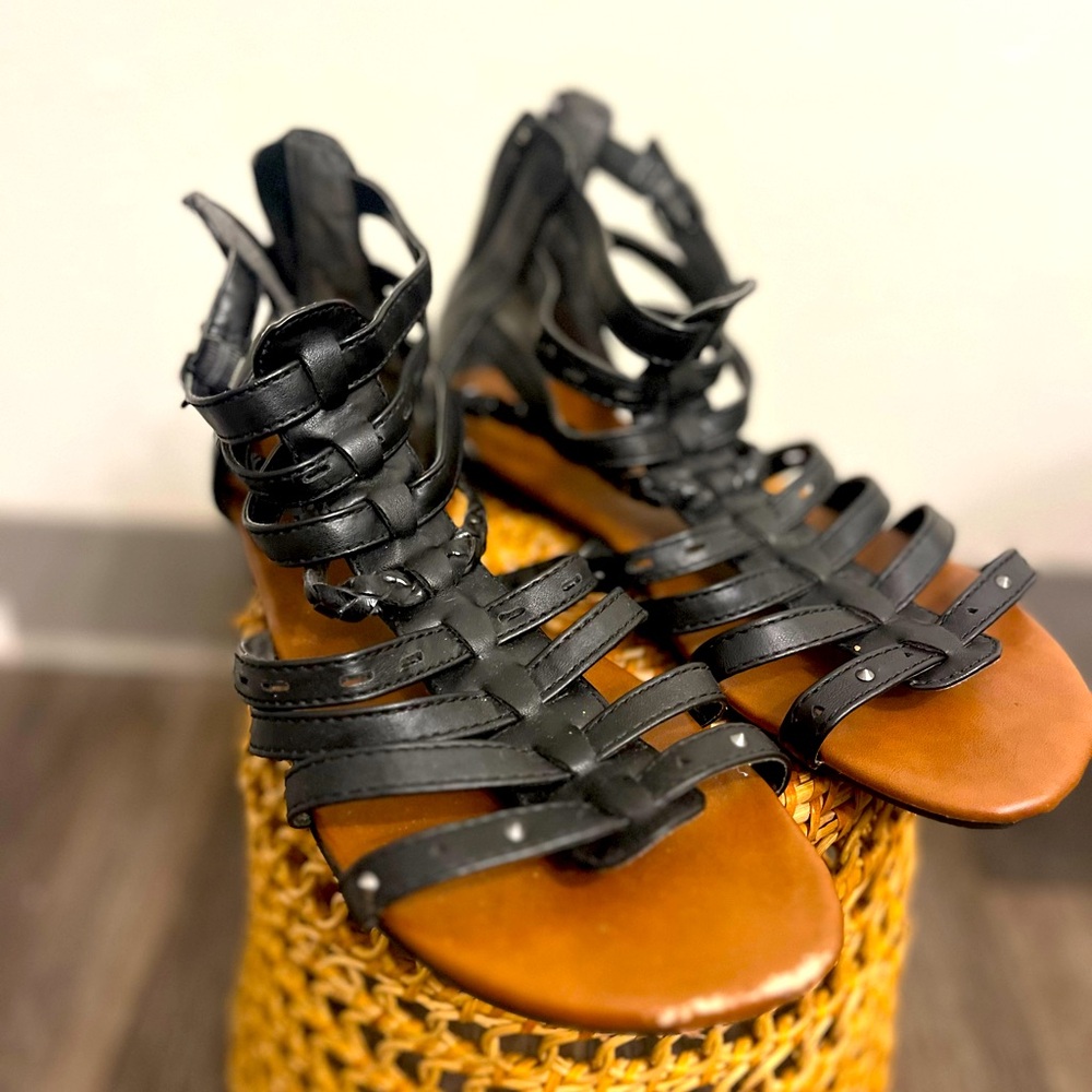 Black sandals